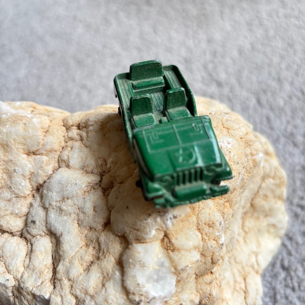 Vintage TootsieToy Army Jeep